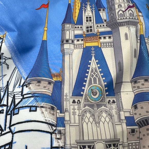 Walt Disney Castle Drawstring Backpack - Picture 7 of 8